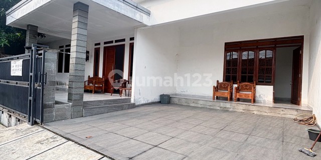 Rumah di Ulujami Swadarma Siap Huni Jakarta Selatan 1