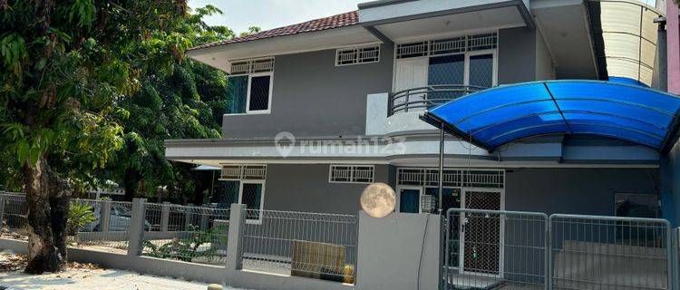 Disewakan Cepat Siap Huni Rumah Taman Modern Jakarta Timur  1