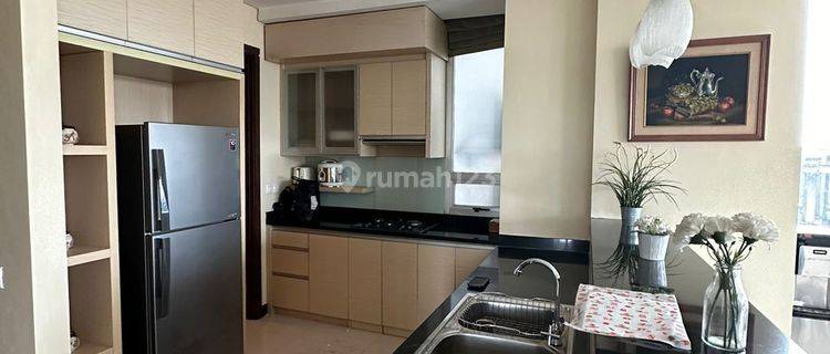 Apartemen Kemang Village 4 Kamar Tidur Bagus Furnished 1