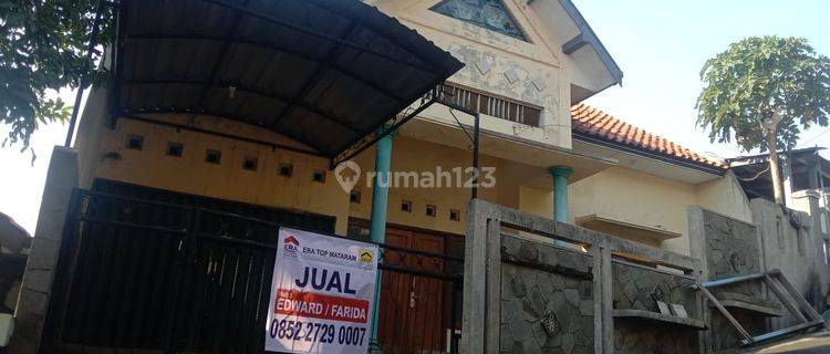 Rumah Bagus Unfurnished SHM di Alamat Property, Semarang 1