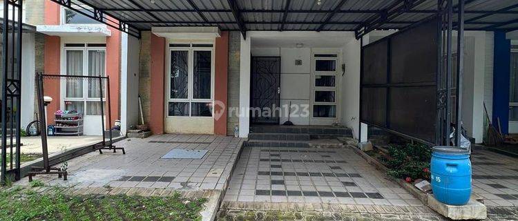 Rumah Bagus SHM di Jalan Taman Avonia Graha Padma, Semarang 1