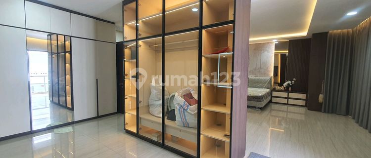 Furnised Pluit Exlusive 4lantai  1