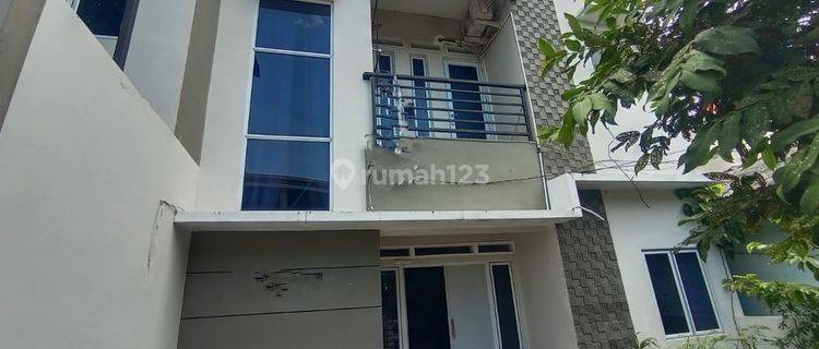 Dijual Rumah Cantik 2 Lantai Bengkong Laut Dekat Hotel Golden Prown Bengkong Laut 1