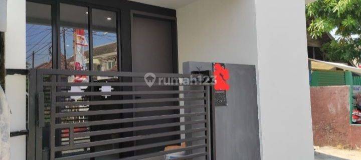 RUMAH TENGAH KOTA BANGUNAN BARU HARGA MURAH 1