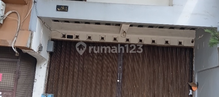 Ruko 2Lt Lokasi di Tengah Kota Dg Harga Murah Ready 1
