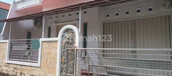 Nice House in the City Center with 2 Air Conditioning Units on Freehold Land 1