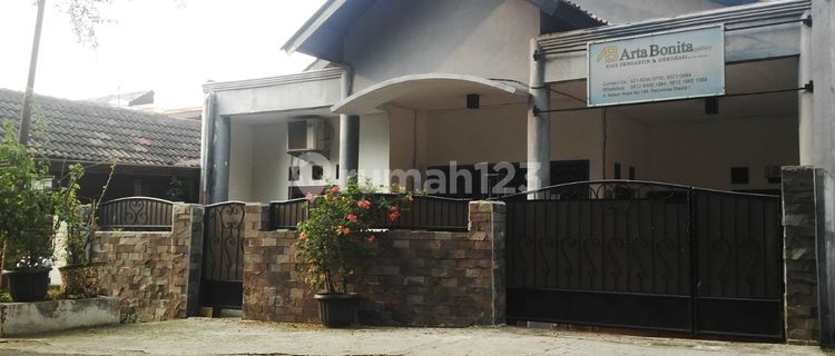 Rumah Murah Luas Dekat Stasiun Depok Baru  1