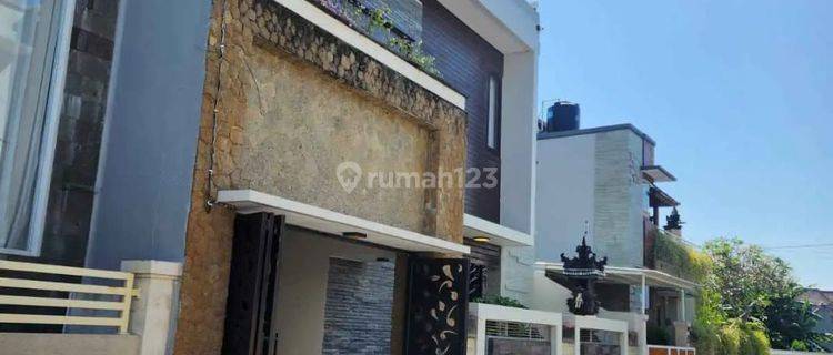 R09027 Fully Furnished 3-Storey House on Bypass Ngurah Rai Pedungan South Denpasar 1