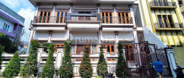 DIJUAL RUMAH RAJAWALI SELATAN 360m2 BAGUS, NYAMAN, 3 LANTAI, KODE JV/AH 1