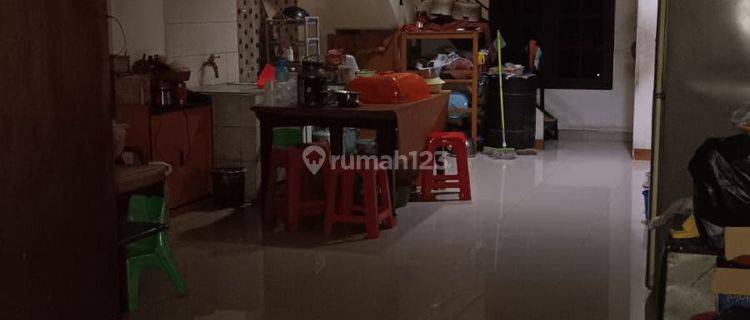 Tubagus Angke Rumah 2 Lt Luas, Harga Dibawah Njop 1