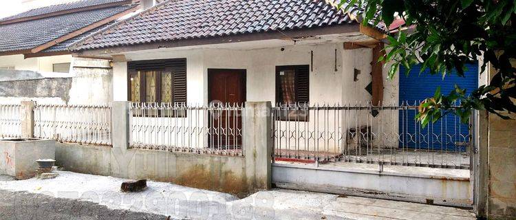 Dijual Rumah Bangunan Lama Bisa utk Kost di Daerah Sidodadi , Semarang 1