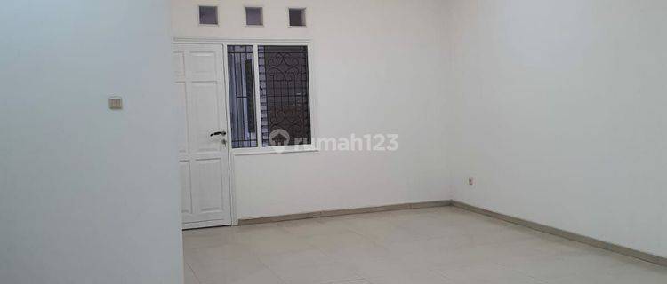 Dijual Rumah Full Renovasi Siap Pakai Posisi Hook Di Perumahan Gardenia, Semarang 1