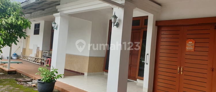 Dijual Rumah Bagus Tingkat 1,5 Lantai Siap Pakai Daerah Sidodadi, Semarang 1