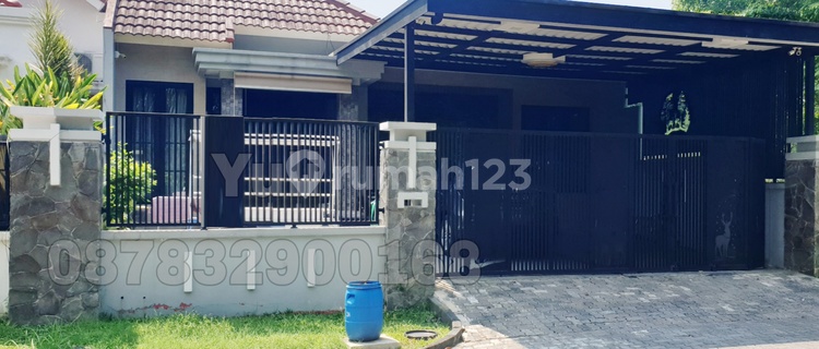 Dijual Rumah Bagus Siap Pakai Di Perumahan Graha Padma, Semarang 1