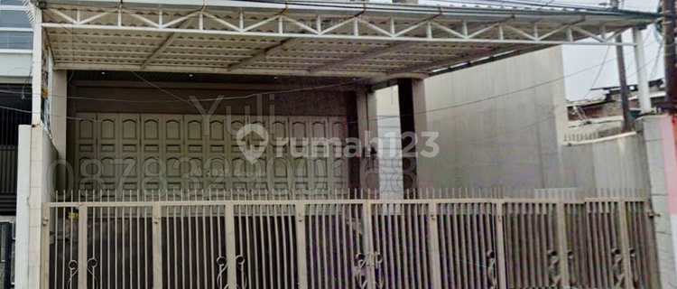 Dijual Rumah Bagus Tingkat 2,5 Lantai Siap Pakai Tengah Kota, Semarang 1