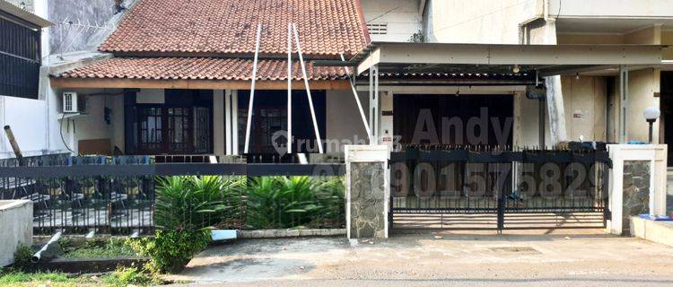 Dijual Rumah Tengah Kota Siap Pakai Daerah Sidodadi, Semarang 1