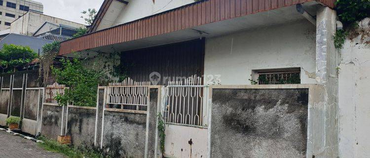 Dijual Rumah Hoki Mapan Dekat Jl. Imam Bonjol, Semarang 1