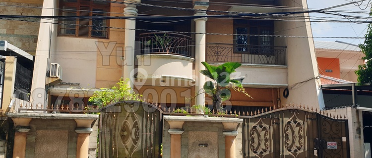 Dijual Rumah Tingkat 2,5 Lantai Daerah Pekunden, Semarang 1