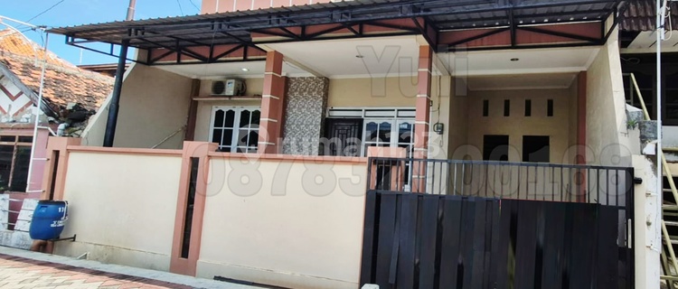 Ready-to-Use House for Sale in Tànah Mas Housing, Semarang 1