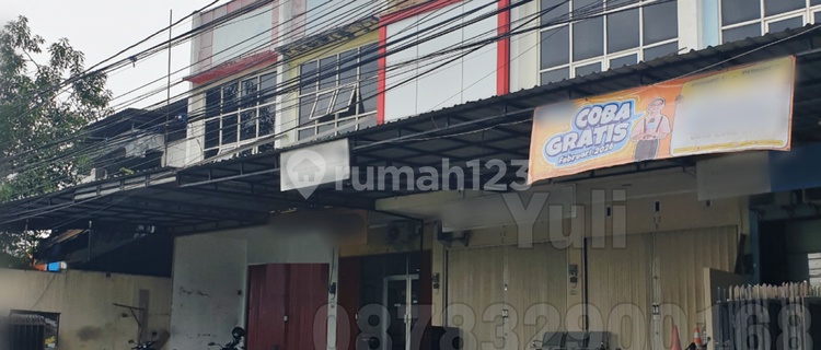 For Quick Sale, 2-Story Shop House in Kelud Gajah Mungkur Area, Semarang 1