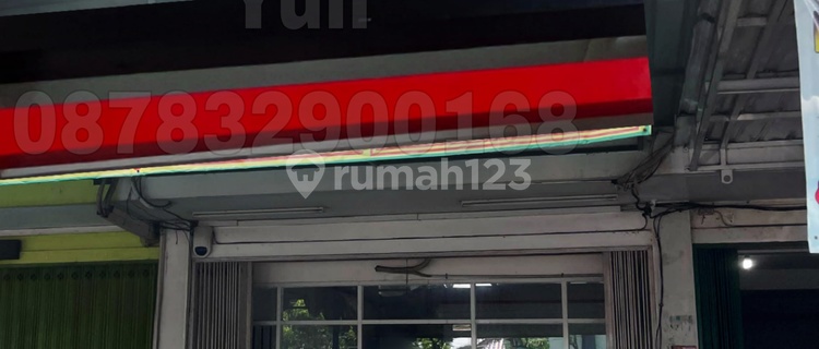 For Sale 2-Story Shop House Ready to Use in Manyaran Area, Semarang 1