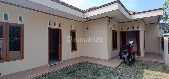 Wisma Jaya Bekasi Rumah Huk Siap Huni Dekat Masjid 1