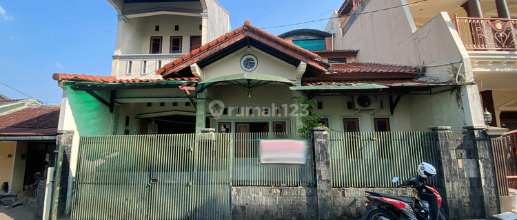 Rumah 3 Lantai Bagus di Pusat Kota Cianjur 1