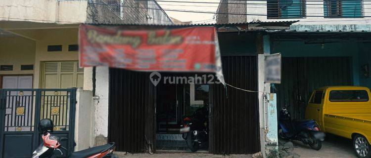 Rumah 2 Lantai Pinggir Jalan Dekat Pusat Kota Cianjur 1