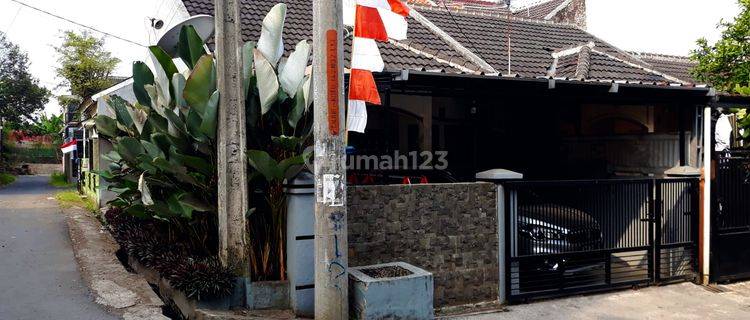 Rumah Minimalis Modern Bagus di Perumahan Siap Huni 1