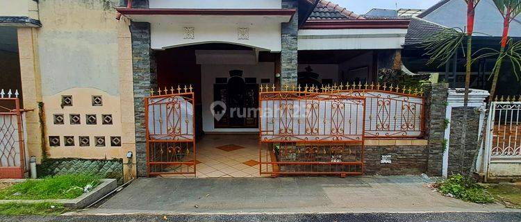 Rumah 2 Lantai Bagus Siap Huni di Pusat Kota Cianjur 1