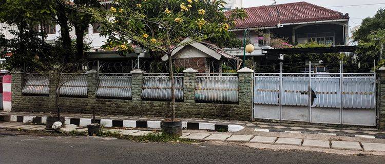 Tanah Bonus Bangunan Siap Huni di Samping Alun Alun Kota Cianjur 1