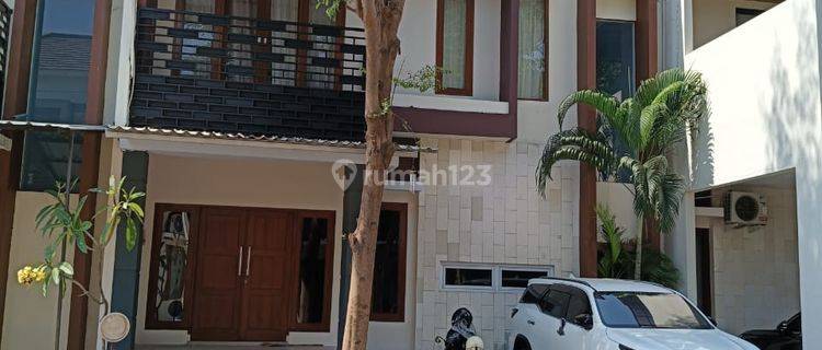 Rumah Bagus 2 Lntai Dngn Perabot Di Cluster Elite Kartosuro 1