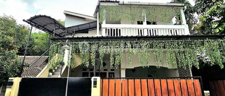 For Sale Fast House and Active Boarding, 5 Minutes to Ums Campus 1