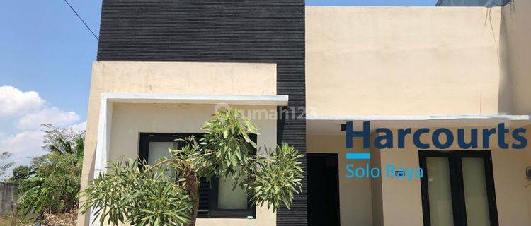 Rumah siyab huni di jaten 1