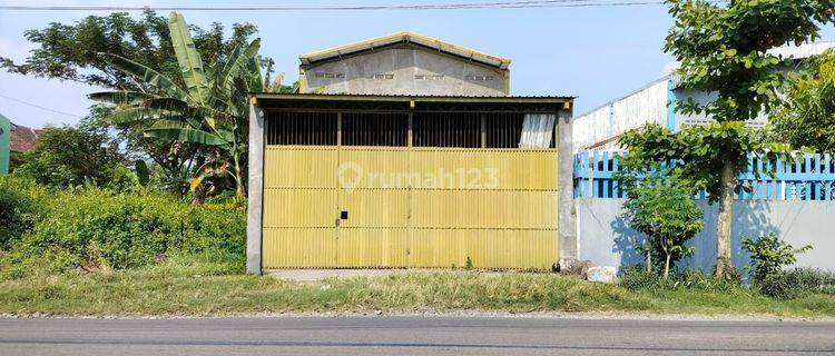 Gudang Mebel.Lokasi Area Industri Dkat Jln Raya  1