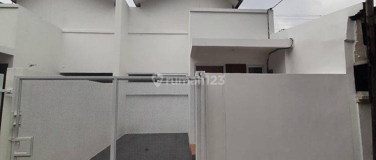 Rumah Minimalis Modern 1 Lt Dekat Summarecon Mall Bekasi 1