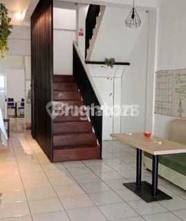 For Rent: 2-Story Shop House Ready for Café Business 1