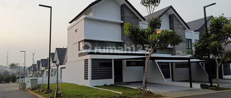 For Immediate Rent: House in BSB City Semarang 1