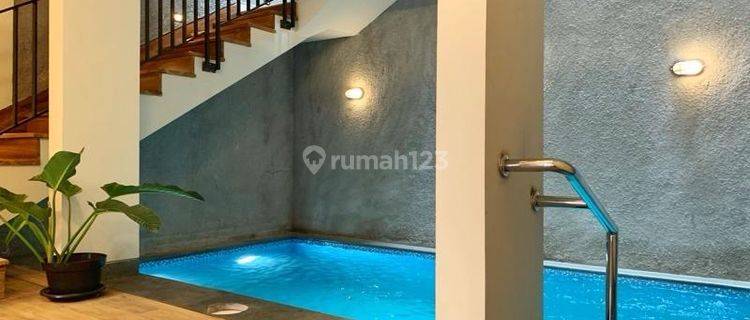 Rumah Baru Dengan Privat Pool Di Area Salemba Dekat Ke Menteng 1