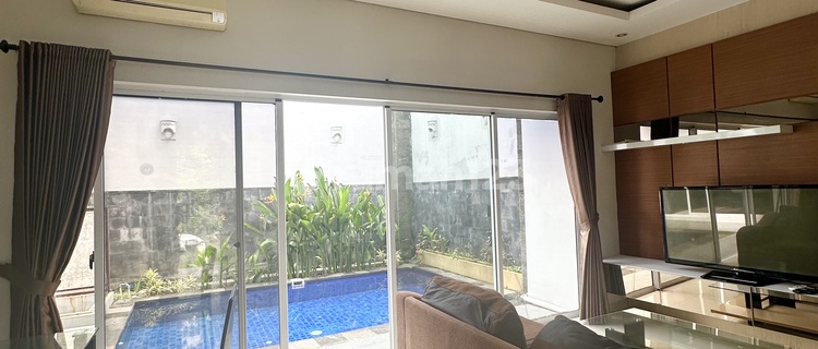 Fully Furnished 3 Br Villa With Pool And Garden At Ungasan 1