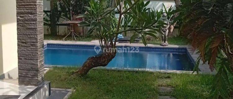 2 Storeys Villa With Pool And Garden Close To Tol Way Nusa Dua  1