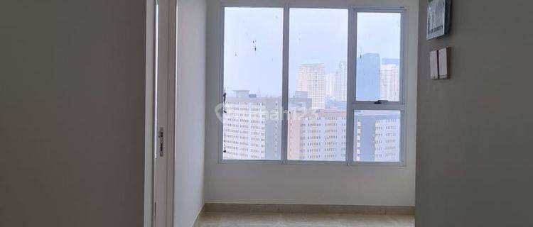 Apartement 88 Avenue 3 BR Unfurnished Bagus 1