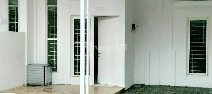 Dijual Rumah Siap Huni Dan Terawat Di Wisata Semanggi, Wonorejo, Rungkut 1