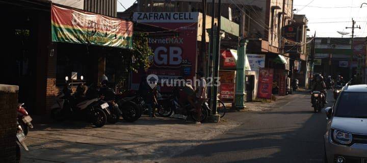 Tempat usaha Kafe strategis kompleks kampus UNSOED Purwokerto 1