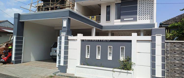 Rumah mewah 2 lantai Purwokerto 5 menit alun alun, Menara Pandang 1