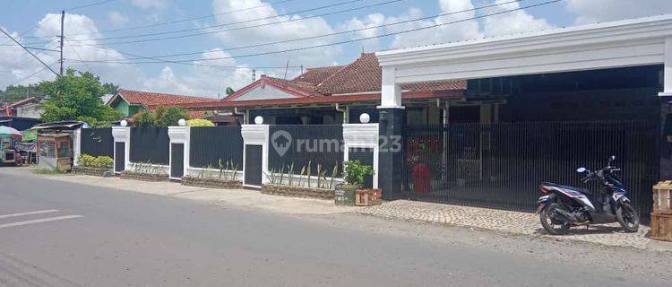 Rumah megah non perum Teluk dekat terminal, Rs Dadi Keluarga Purwokerto 1