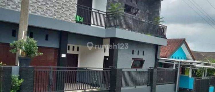 Rumah Tingkat Nuansa Pedesaan Dekat Wisata Baturaden Purwokerto 1