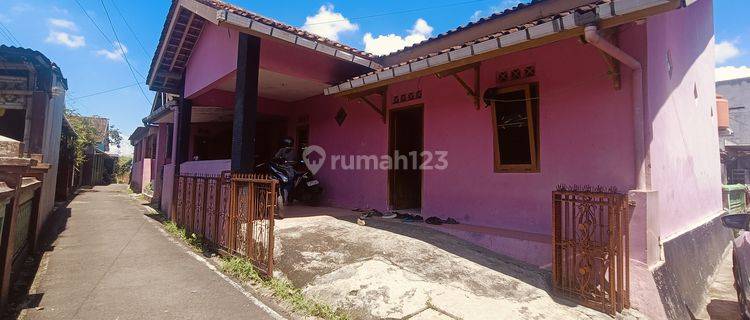 Rumah Kos 13 Pintu Grendeng Kompleks Kampus Unsoed Purwokerto 1