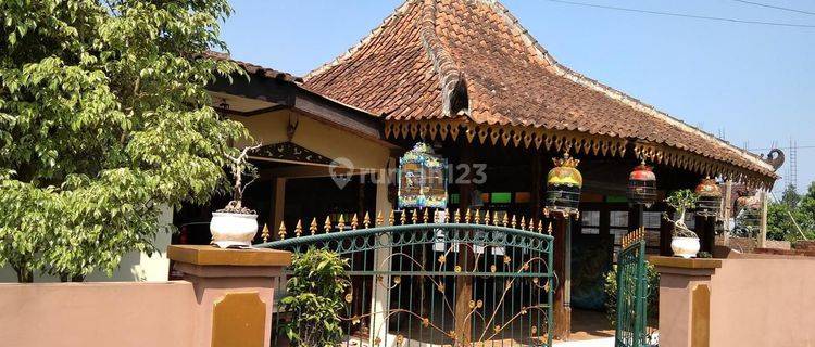 Rumah Joglo Jati Nuansa Pedesaan Pamijen Baturaden Purwokerto 1