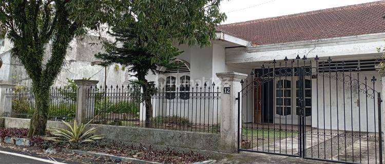 DIJUAL BUTUH UANG RUMAH STRATEGIS DI JALAN BAIDURI PANDAN, TLOGOMAS, KOTA MALANG 1